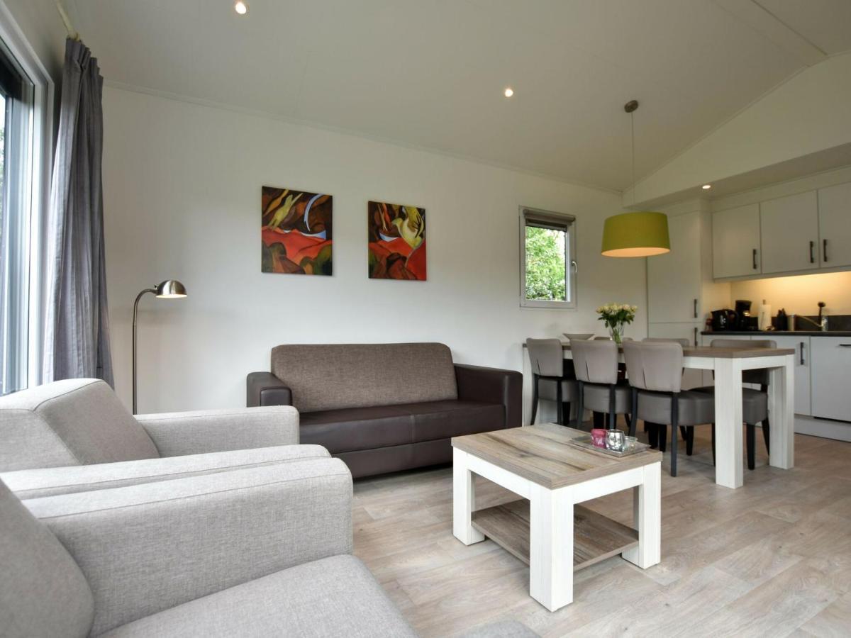 Spacious Chalet In Wolfheze With Garden Exterior photo